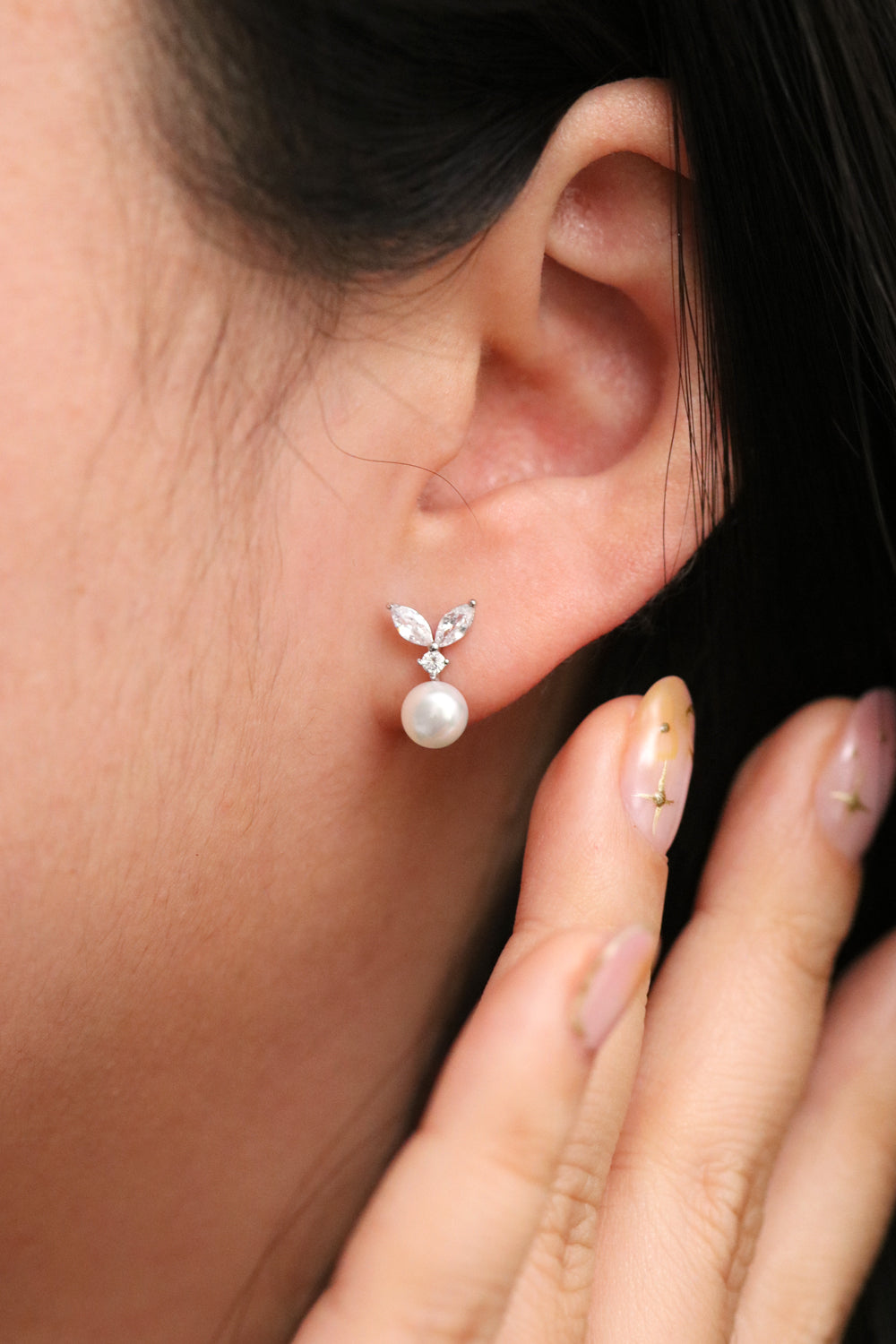 Cubic Zirconia Leaf Pearl Drop Earrings – Women's 925 Sterling Silver Earrings UK